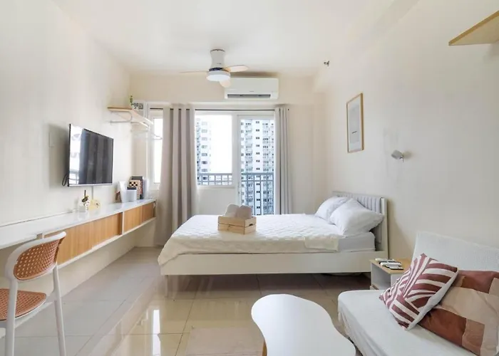 1br Pool View Retreat Near Moa Stylish & Cozy *