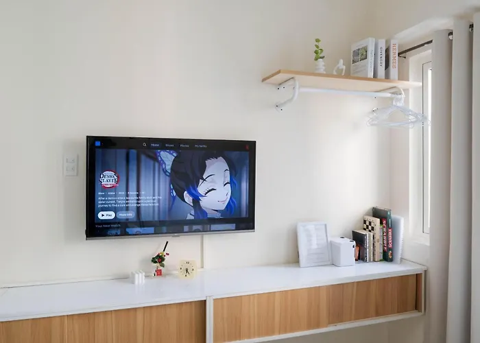 Apartment 1br Pool View Retreat Near Moa Stylish & Cozy *