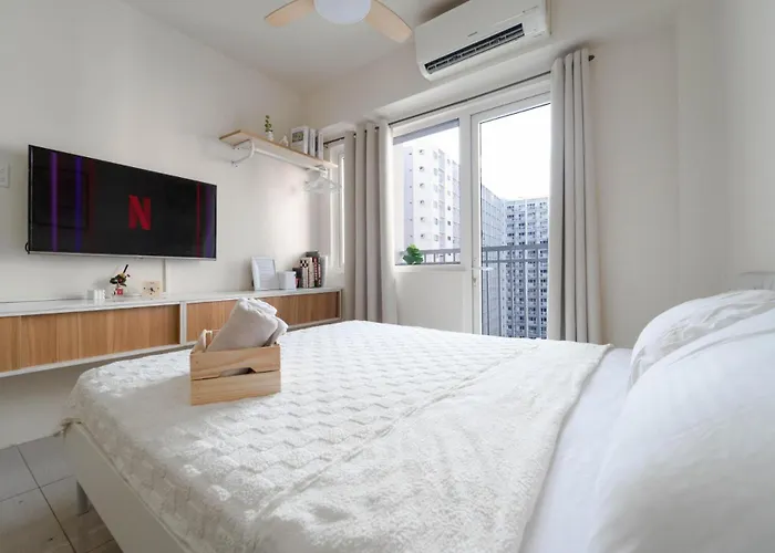 1br Pool View Retreat Near Moa Stylish & Cozy *